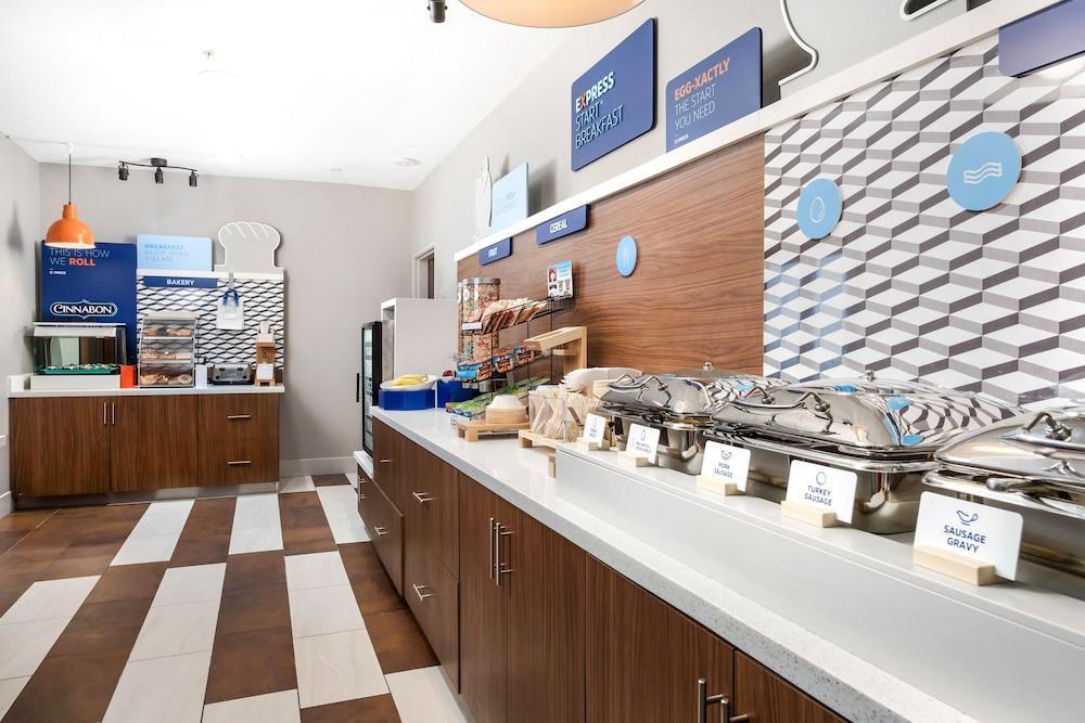 Holiday Inn Express Hotel And Suites Conroe By Ihg Dış mekan fotoğraf