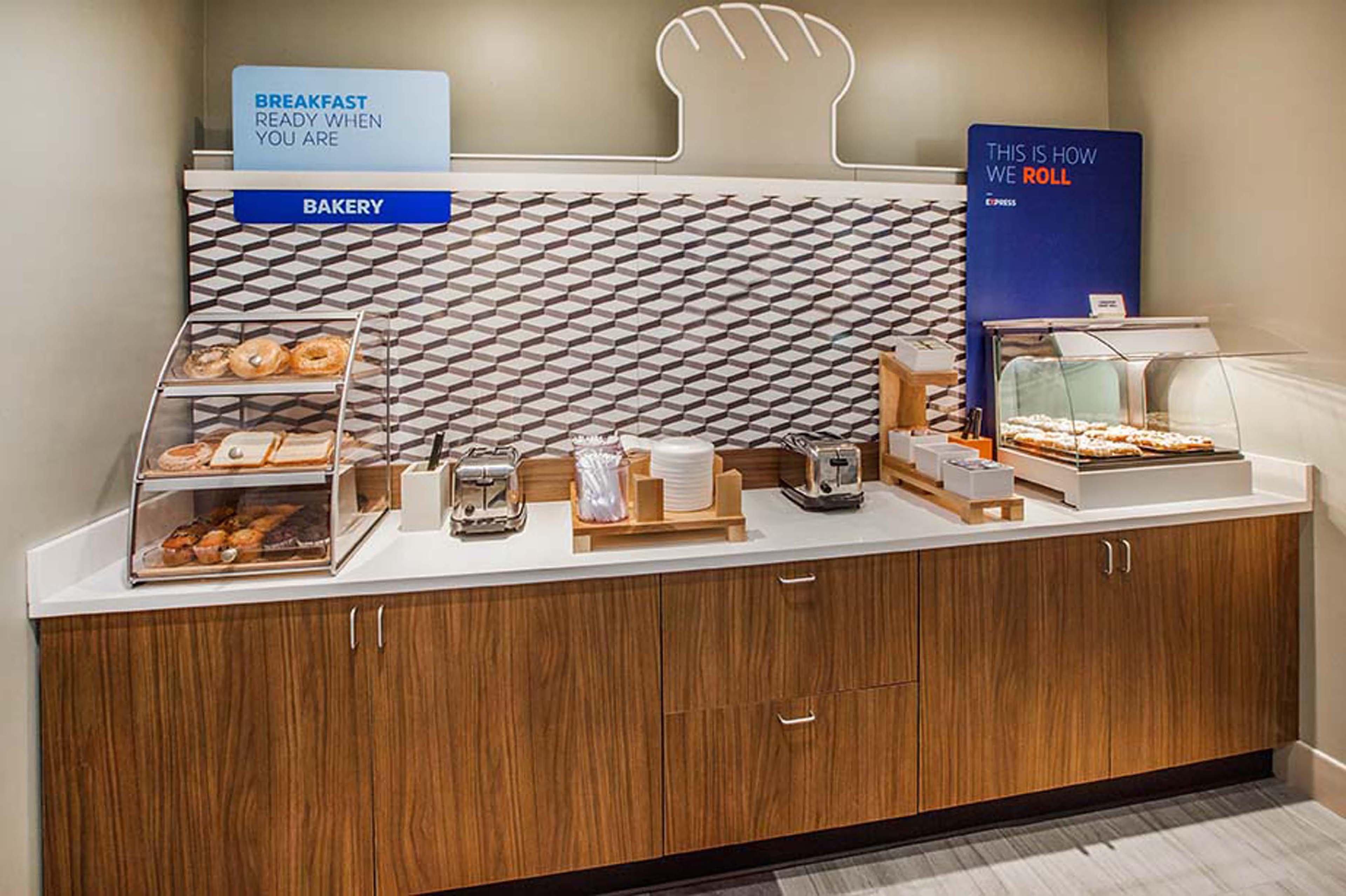 Holiday Inn Express Hotel And Suites Conroe By Ihg Dış mekan fotoğraf