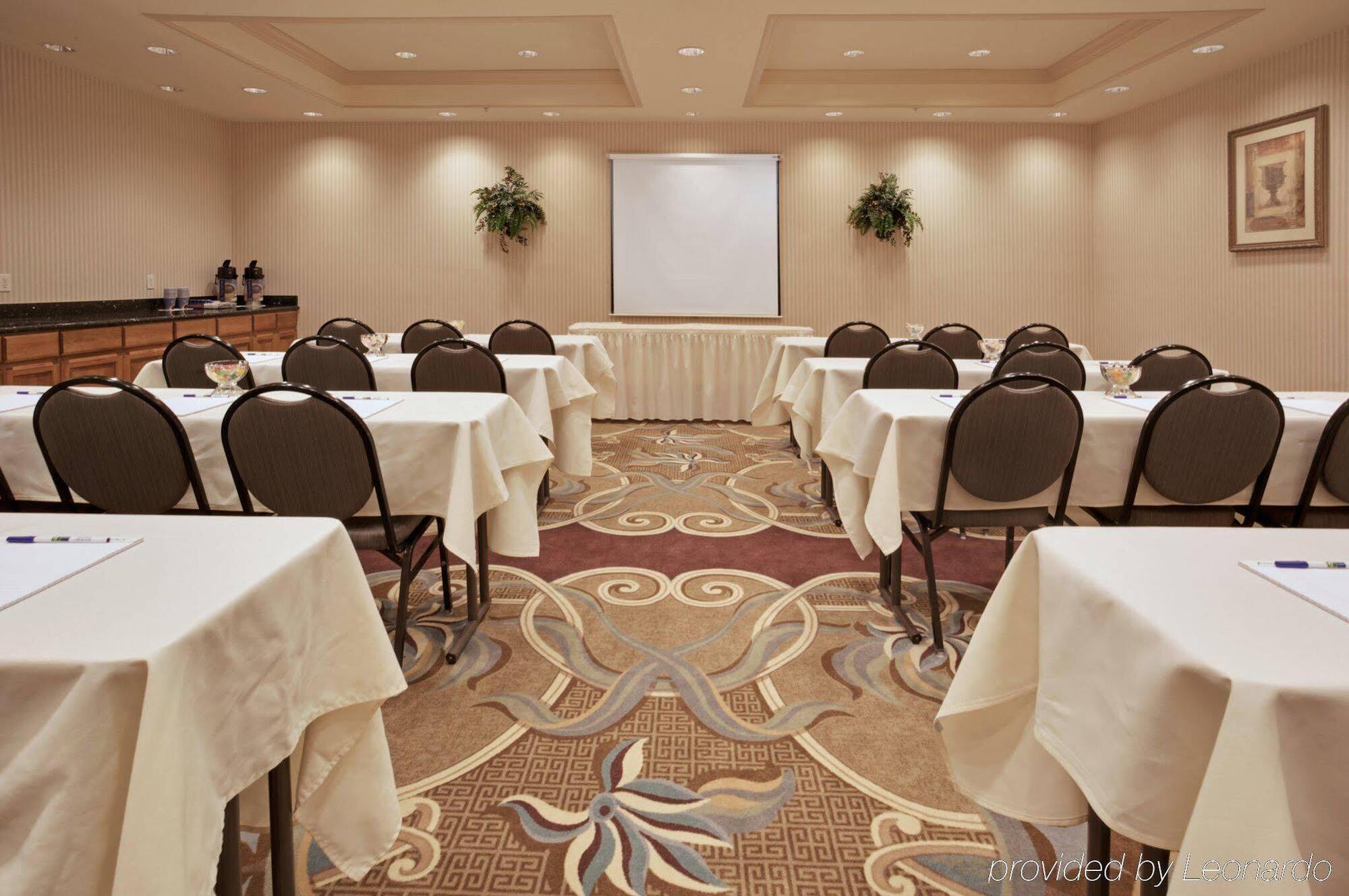 Holiday Inn Express Hotel And Suites Conroe By Ihg Dış mekan fotoğraf